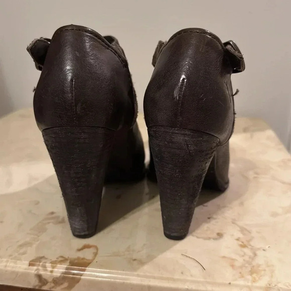 Frye Celeste heels size 7 - Picture 4 of 5